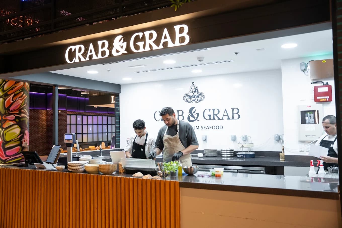 Crab&Grab restaurant at Social Distrikt, Dubai Mall